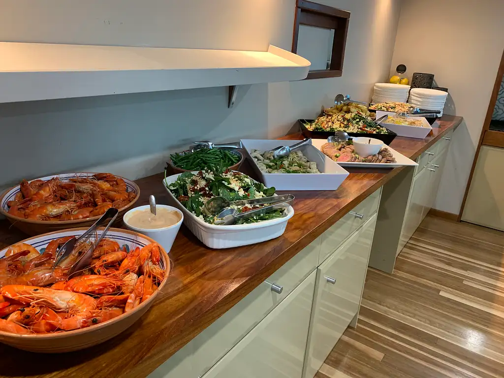 All-Inclusive Sydney Harbour Gourmet Lunch Cruise