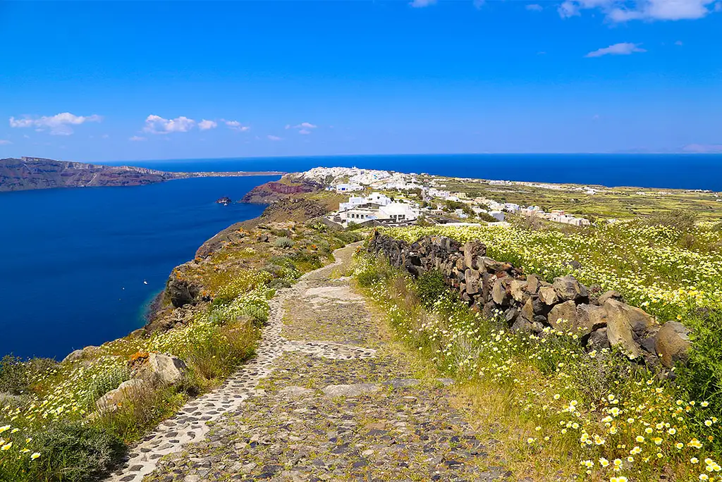 One Week in the Greek Islands Intrepid Tour | 18 to 35's