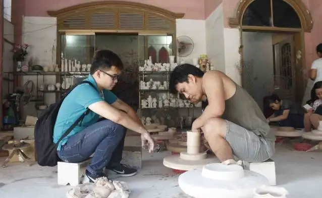 Vietnamese Pottery Workshop
