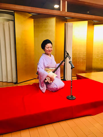 Geisha Entertainment Show and Multi-course Japanese Meal