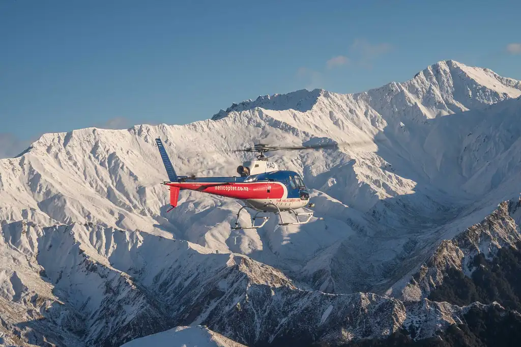 Pilot's Choice Queenstown Helicopter Tour & Alpine Landing