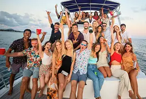 Waikiki Evening Party Cruise with Live DJ and Ocean Views
