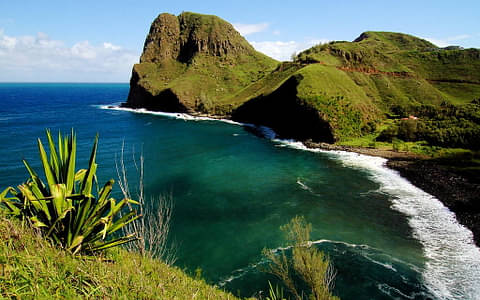 Lahaina and West Maui Mountains private tour