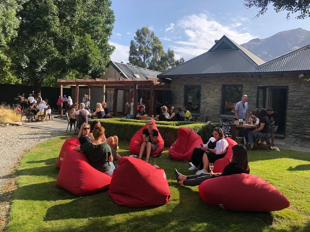 Queenstown Hop-on Hop-off Beer Night Tour