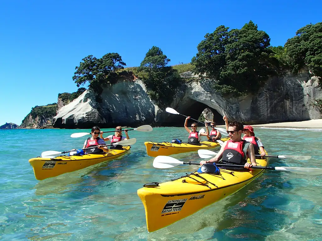20 Day Legendary New Zealand Tour | Auckland to Wellington | Haka Tours