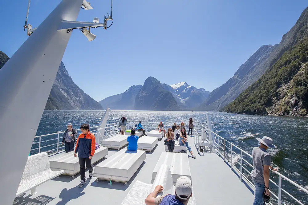 Milford Sound Cruise - Full Day - Coach + Cruise + Fly