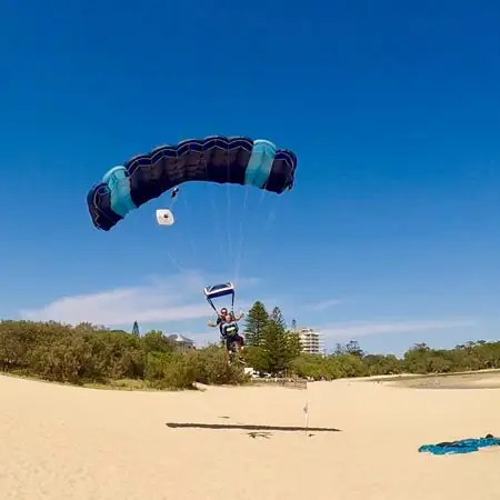 Sunshine Coast Skydiving Beach Landing