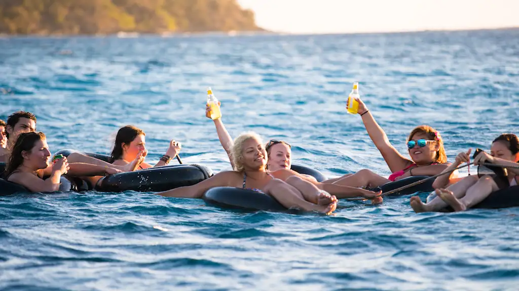Tropical Island Explorer – 12 Days, 11 Nights, 6 Islands