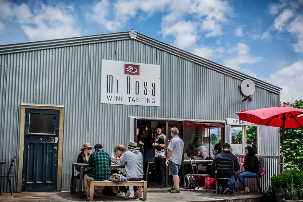 Hop on Hop off Wine & Beer Tours | From Queenstown