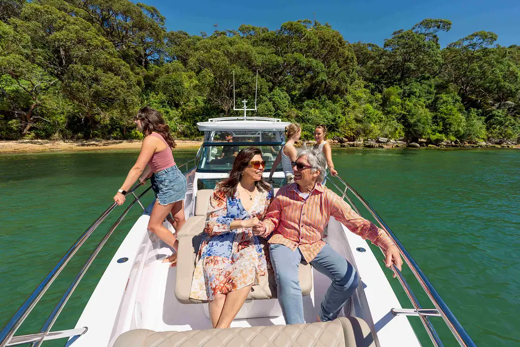 Sydney Icons, Bays & Beaches Cruise | Half Day