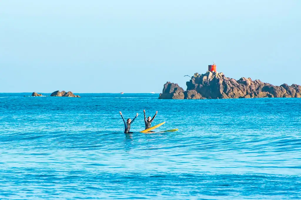 Endless Summer Multi Day Surf Package