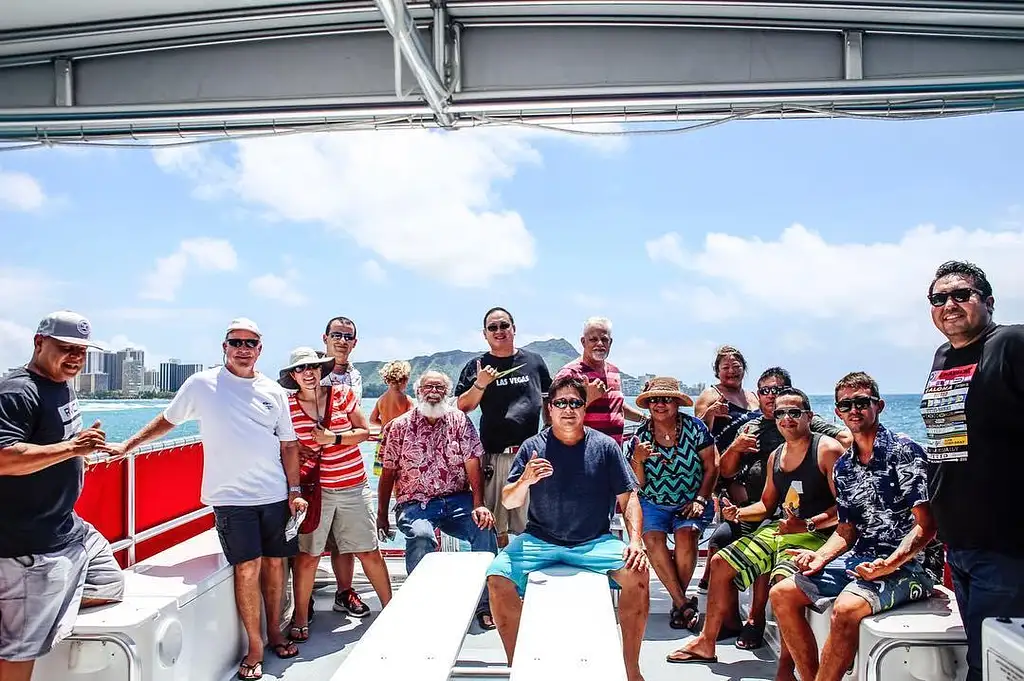 Oahu : Glass Bottom Boat Tour in Waikiki