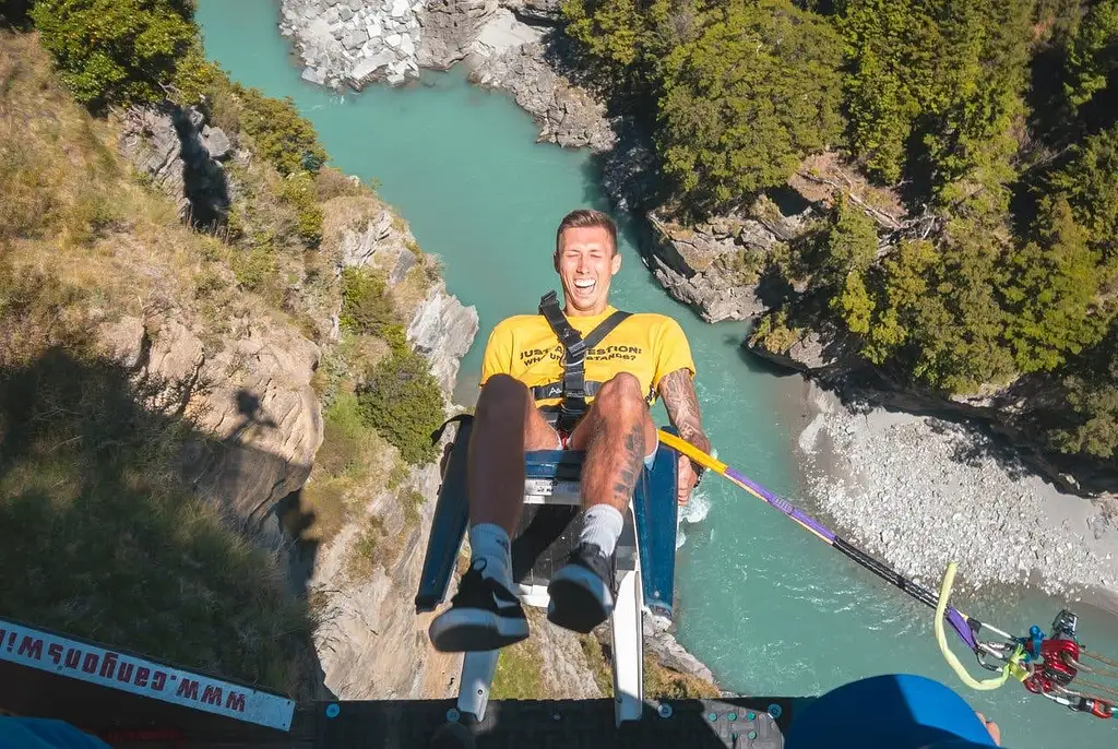 20 Day Legendary New Zealand Tour | Auckland to Wellington | Haka Tours