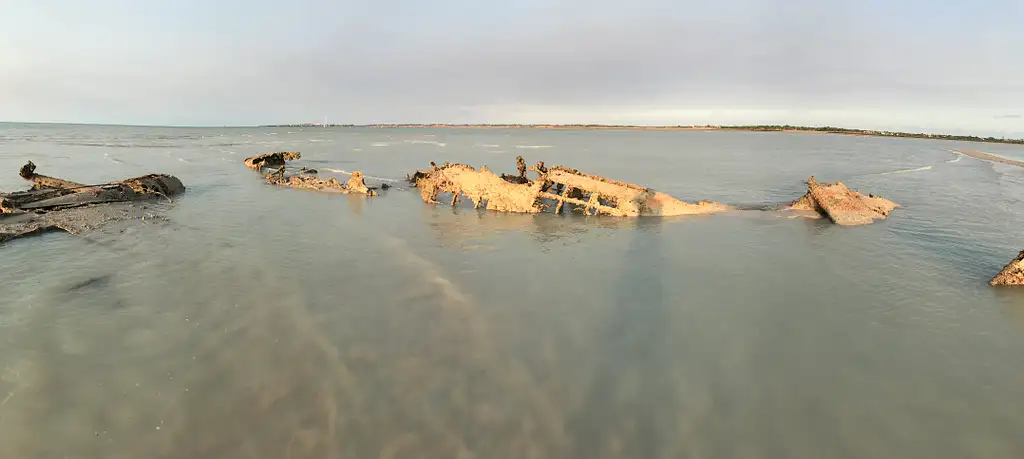 WWII Plane Wreck Tour - Broome
