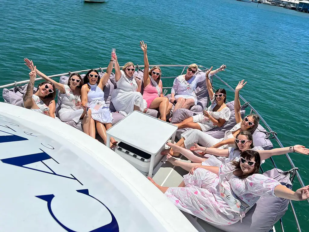 Champagne River Cruise | Sunshine Coast