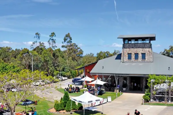 Ultimate Sirromet Winery Experience | Picnic in the Paddock