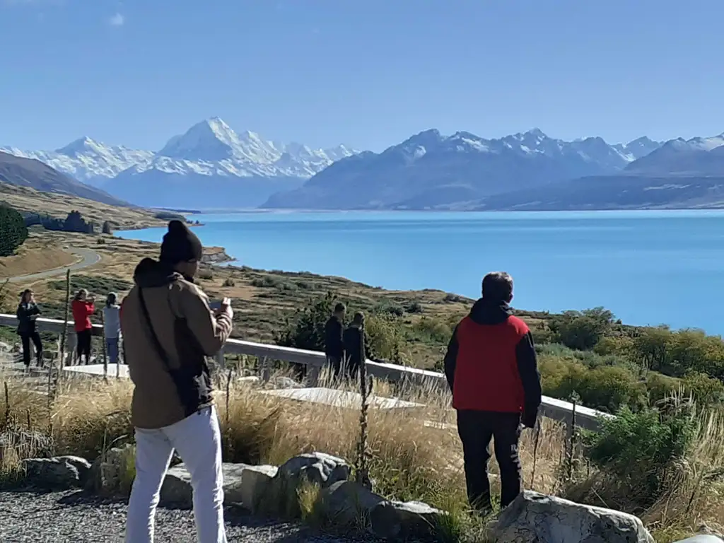 Mt Cook Scenic Tour with Glacier Explorers