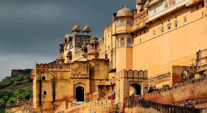 Jaipur - Incredible Rajasthan with Taj Mahal Tour