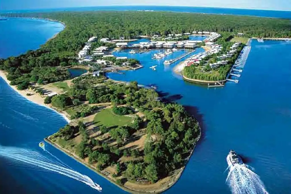 3 days 2 nights Gold Coast Surf & Yoga Experience