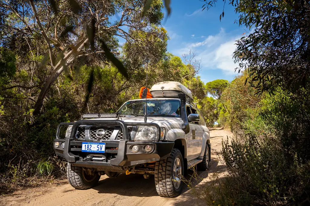 Coffin Bay Oysters & Sightseeing 4WD Tour