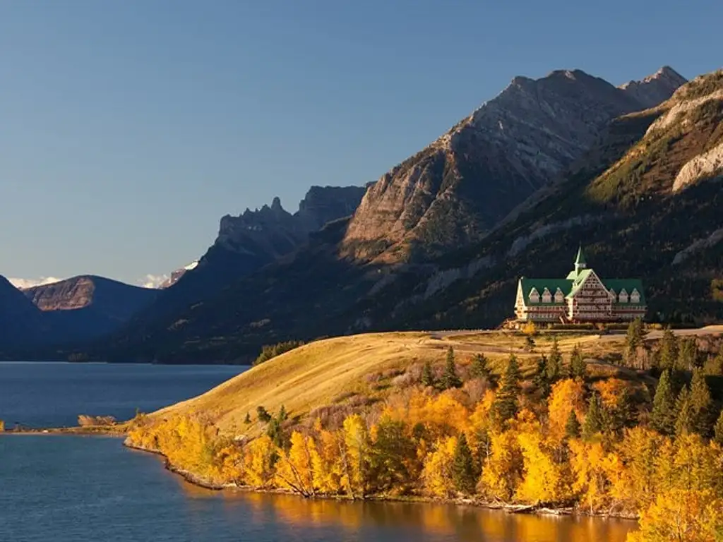Drumheller and Horseshoe Canyon Tour | From Calgary