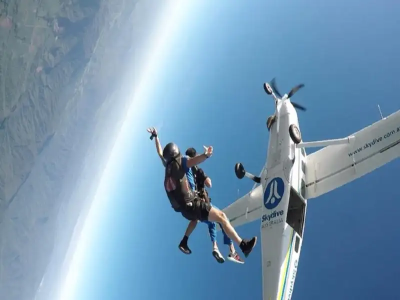 Cairns 15,000ft Tandem Skydive