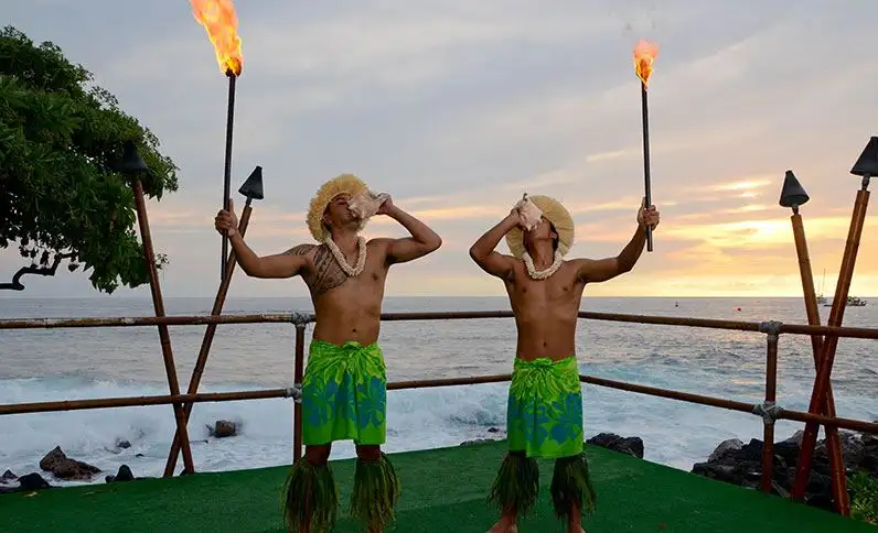 Royal Kona Voyagers of the Pacific Lu‘au
