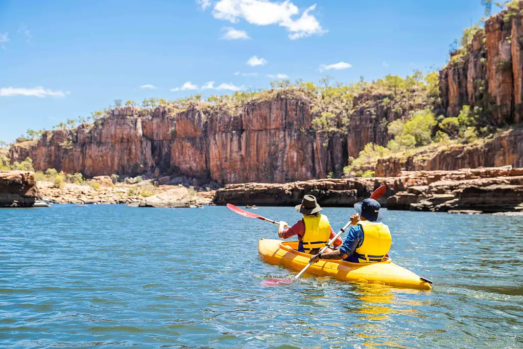 Malappar Traveller Half Day Canoe Tour