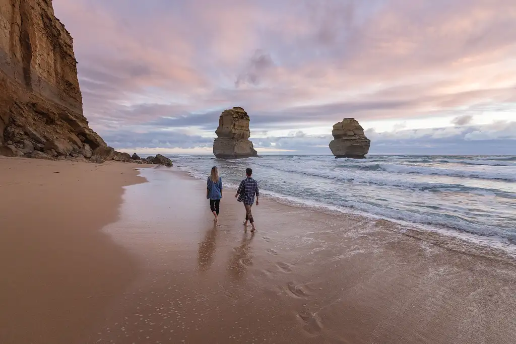 Explore The Great Ocean Road & Twelve Apostles