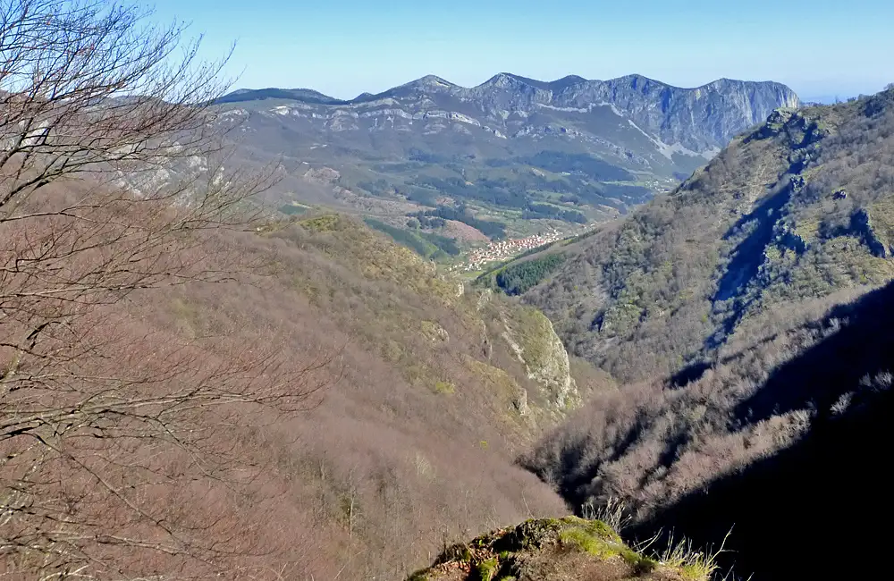 One-day Hiking Tour From Sofia To Vratsa Mountains & Ledenika Cave