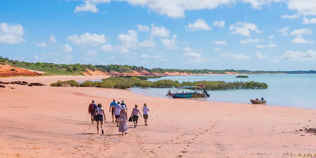 Scenic and Prehistoric Cruise