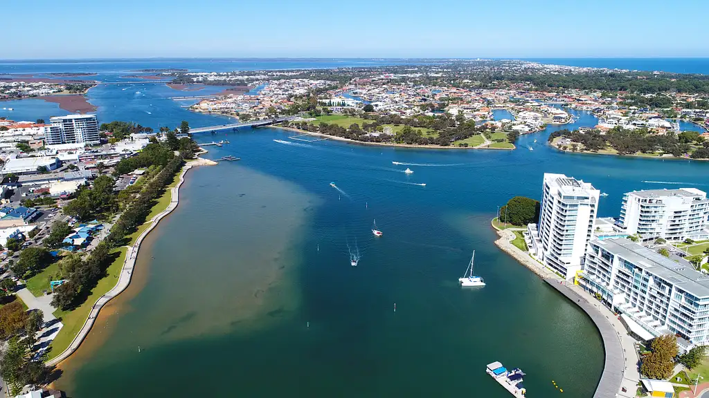 Dolphine Cruise from Mandurah