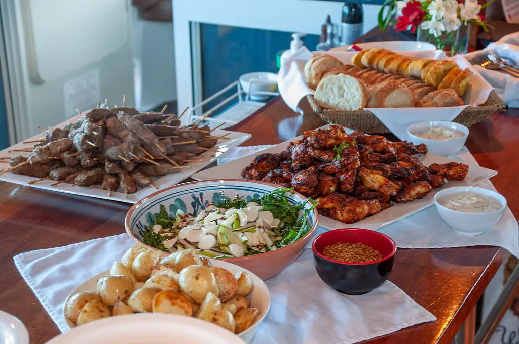 All-Inclusive Sydney Harbour Gourmet Lunch Cruise