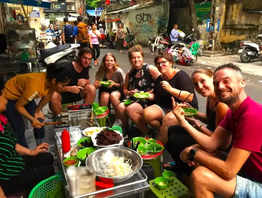 Half Day Walking Tour in Siem Reap by Tuk Tuk Inciding Snack Testing at Old Market | Private Tour