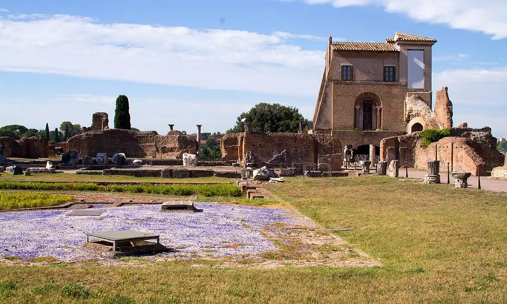 Archaeological Rome Tour, Colosseum, Roman Forum And Palatine Hill