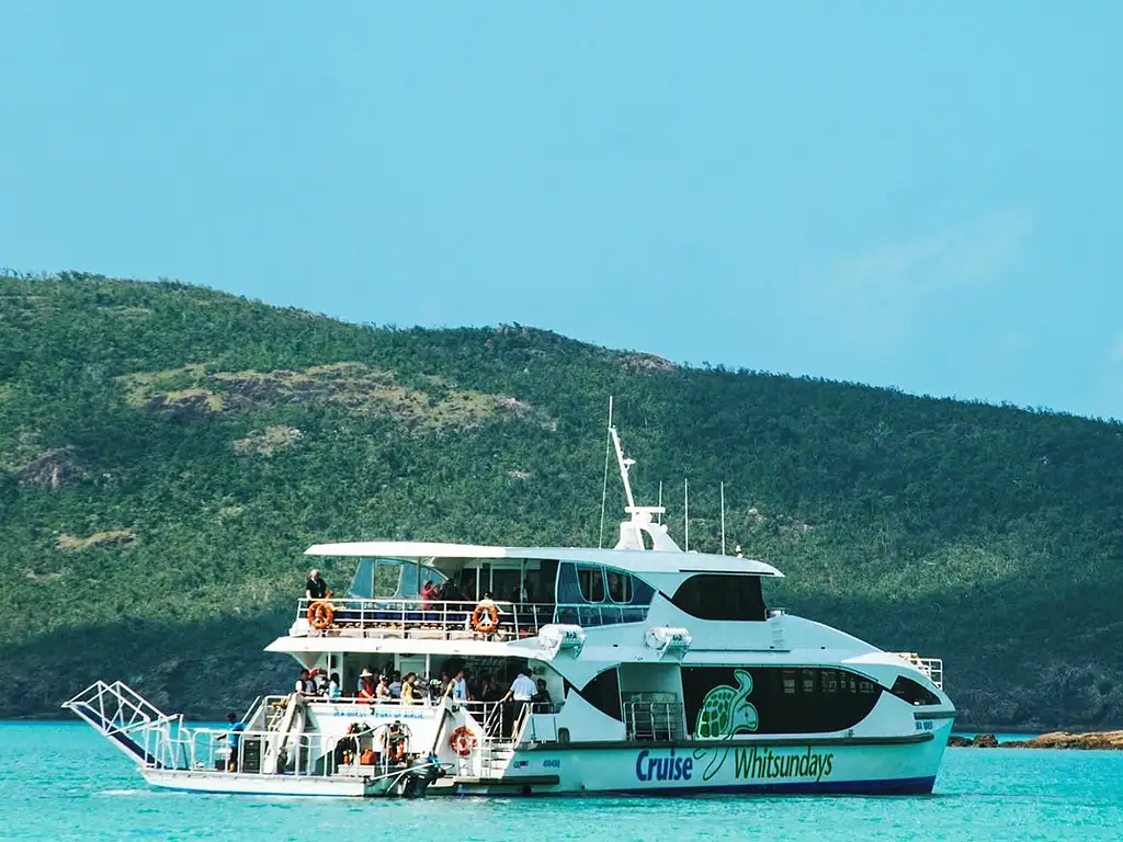 1D Whitehaven Beach & Daydream Island Tour ex Hamilton Island