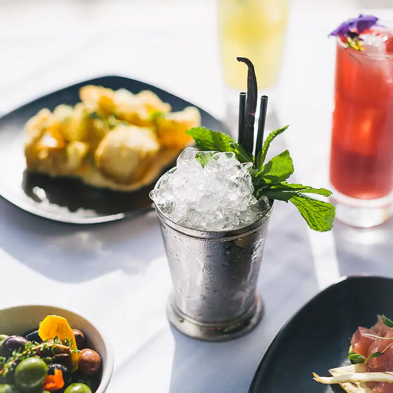 Auckland Fly And Dine Combo