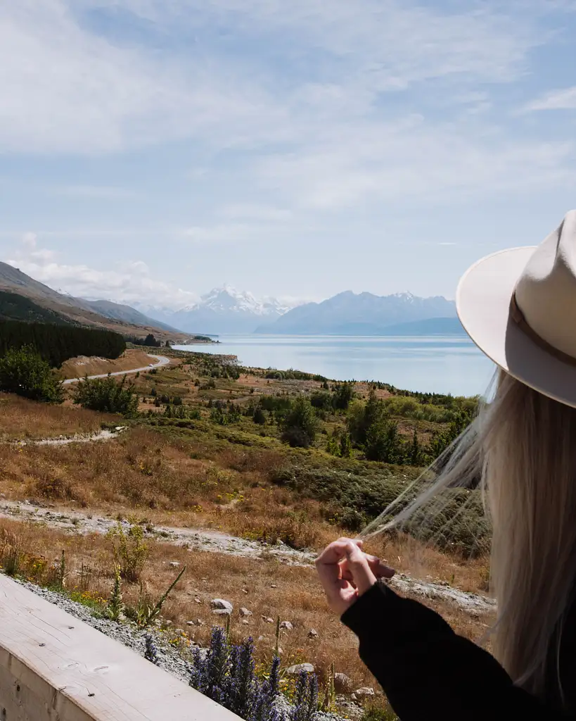 Mt Cook Scenic Tour with Glacier Explorers