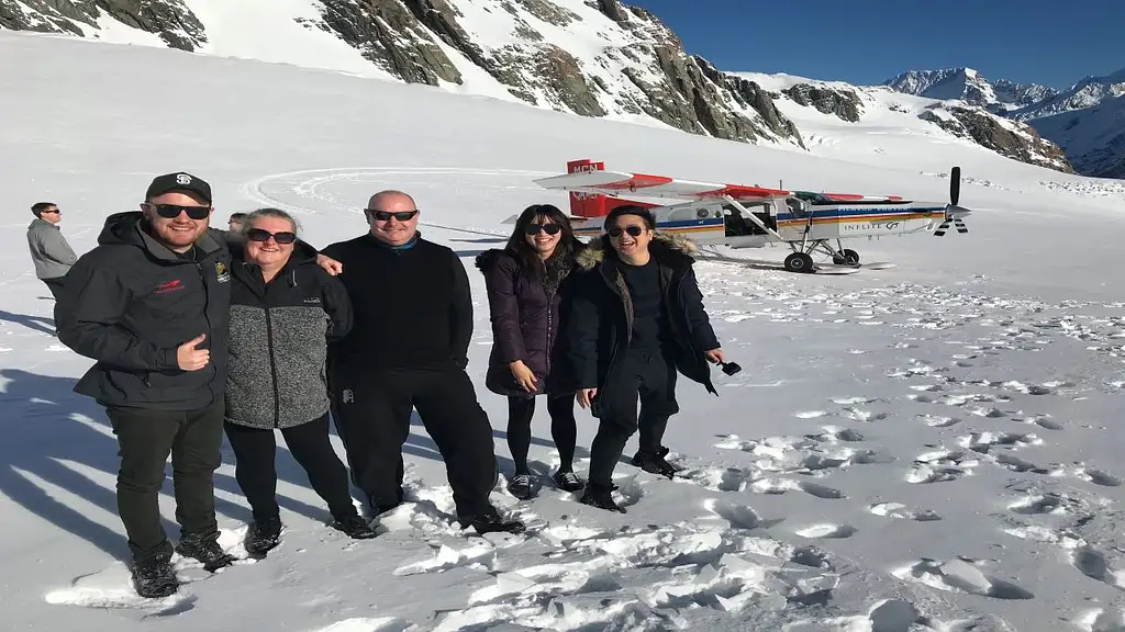 Christchurch to Queenstown Day Tour | Via Mt Cook & Tekapo | Small-Group Tour
